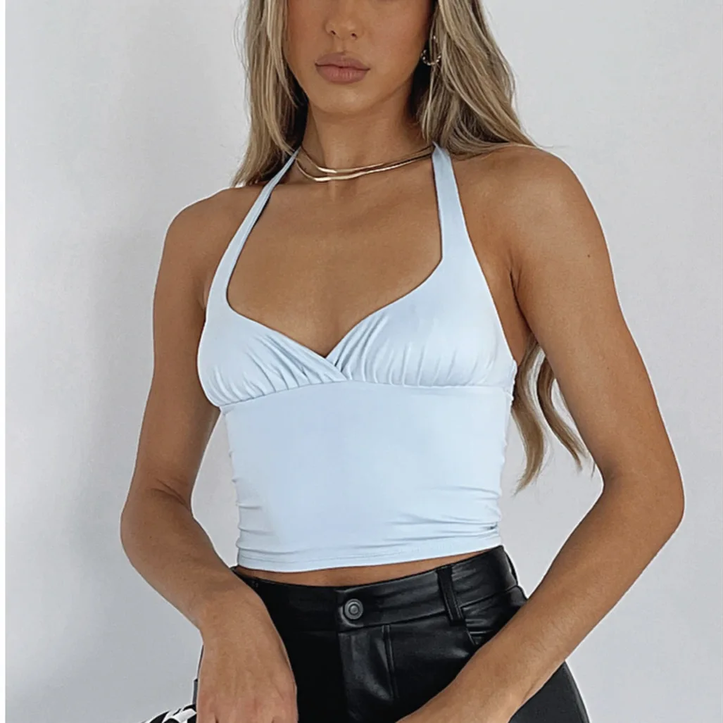 

2022 Fashion Sexy Woman Sleeveless Cropped Vest Ladies Solid Casual Slim Halter Camis Backless Deep V Female Clothes