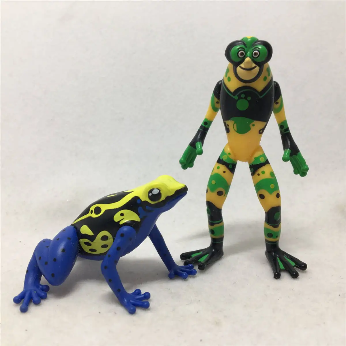 Дикие краты животные брат Мартин Крис коала летучая мышь ящерица Кит дельфин