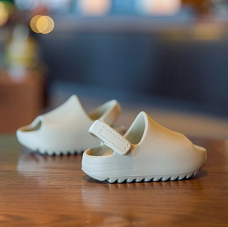 

Boys Girls Foam Beach Summer Slides Bone ResinChildren Lightweight Water Shoes Baby Toddler Kids Adults Slip-On Fashion Sandals