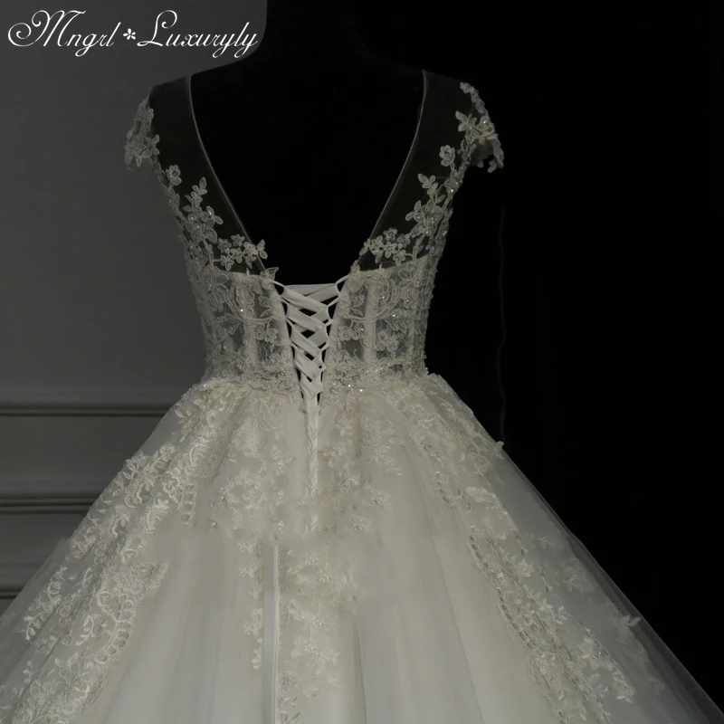 

Luxury Wedding Dresse Sleeveless O Neck Lace Applique Charming Gowns Sexy Backless Handmade Beading vestidos novia Tailor-made