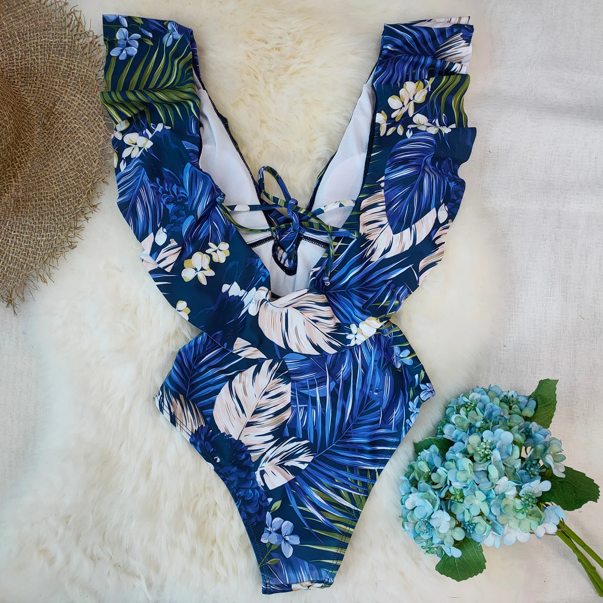 

2021 Sexy High Cut One Piece Swimsuit Women Swimwear Push Up Monokini Brazilian Thong Bathing Suit Solid Padded Swimming Suit