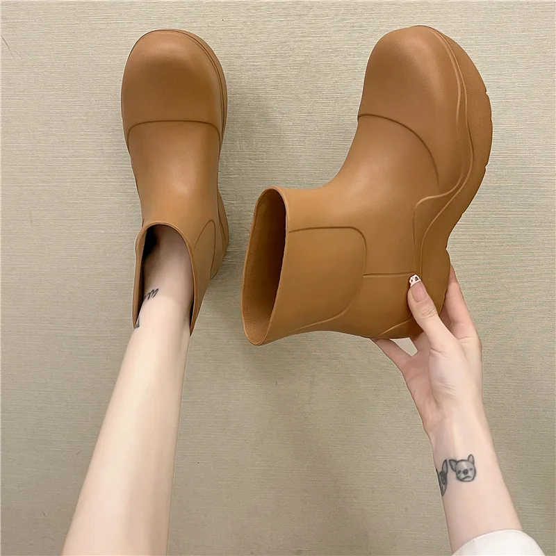 

Ultralight EVA Waterproof Women Rainboots Slip-on Thick Sole Big Toe Fashion Ladies Rain Shoes Solid Girls Platform Ankle Boots