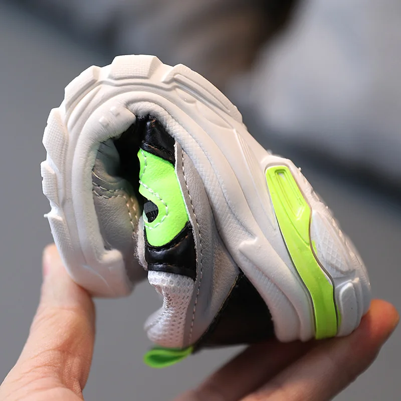 

Girls Boys Casual Shoes 2021 Spring Children Sneaker Outdoor Kids Shoes Soft Bottom Breathable Student Mesh Shoes