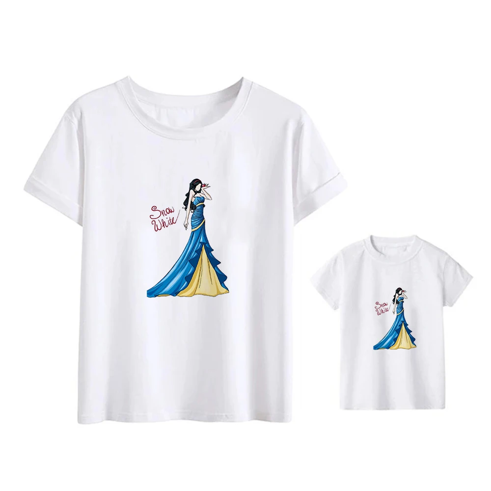

Disney Snow White Printed Vogue Family T-shirts Mama and Daughter Princess dream T-shirts Fashion Kpop Family Look Clothes