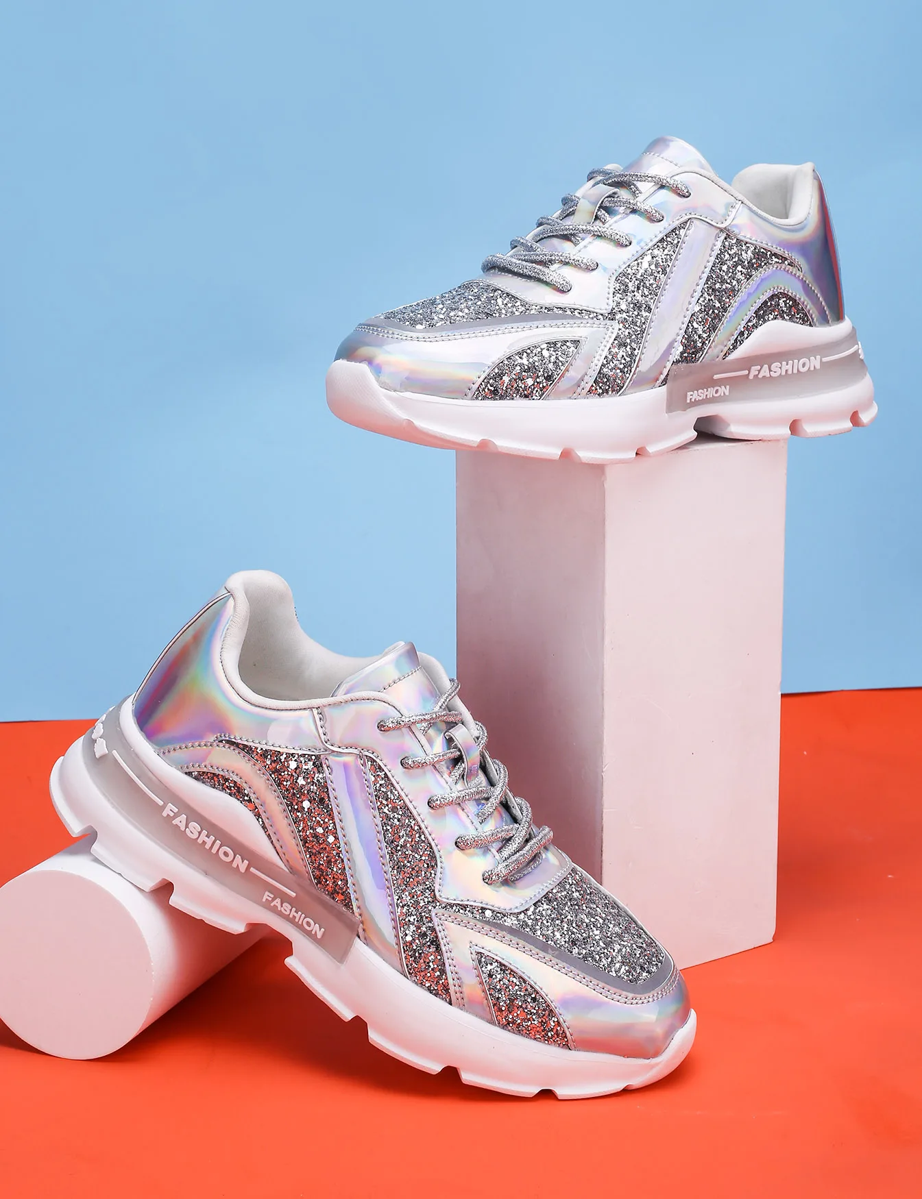 

New ladies casual colorful flash shoes, cool outdoor fitness jogging shoes, fashion sports comprehensive shoes shoes