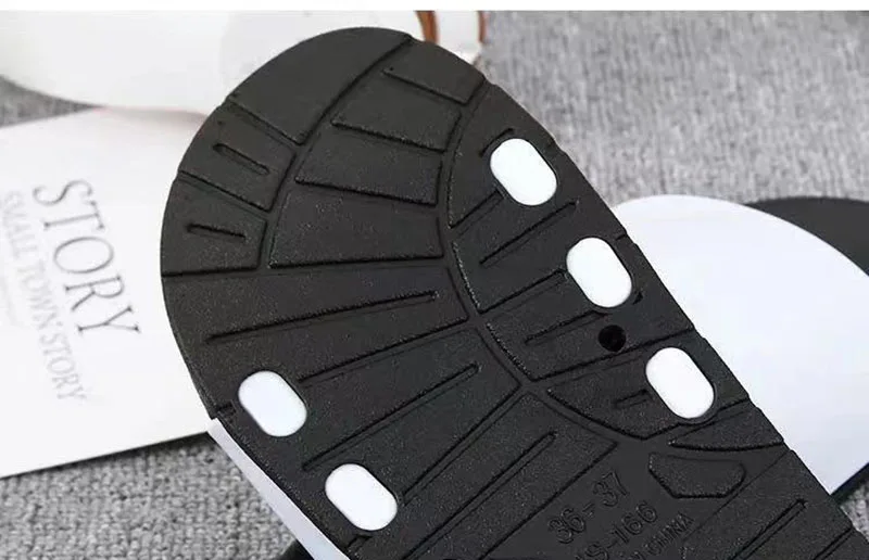 

Blue Butterfly Printed slippers Bathroom Women Home Slippers Female Flip Flops Zapatillas Mujer de hombre girl