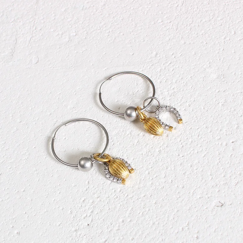 

Personality, simple and trendy, removable earrings, temperament ladies earrings