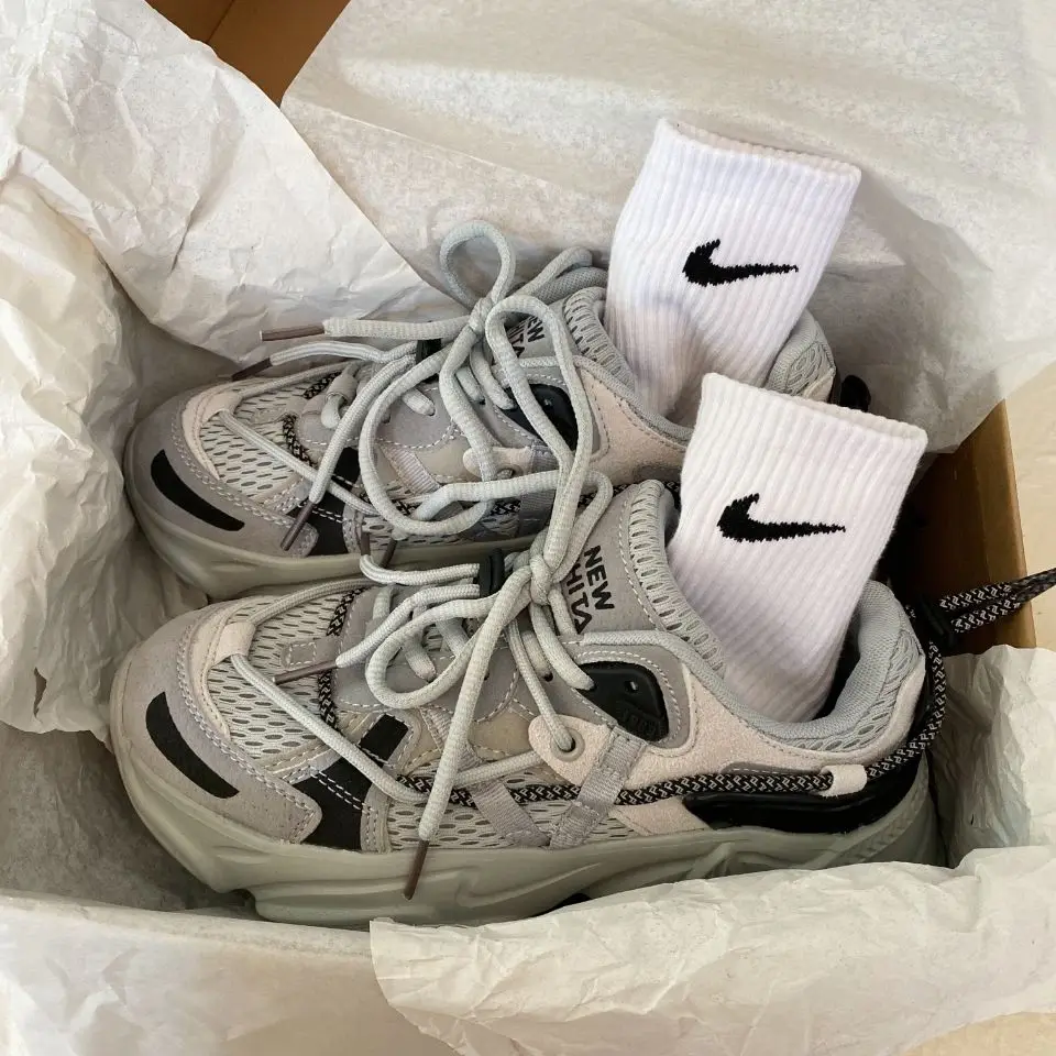 Женские кроссовки спортивная обувь для бега модная повседневная черная Весенняя