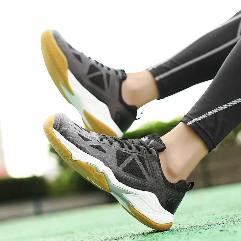 

Men Professional Badminton Tennis Shoes Breath Wearable Men and Women Badminton Sport Shoes Lace Up Couple Badminton Shoes