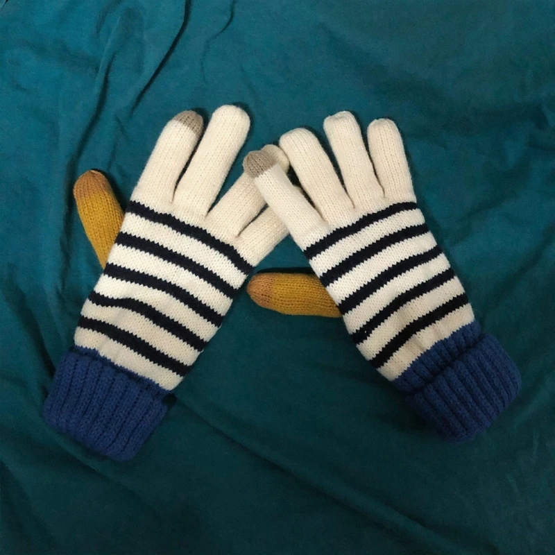 

Womens Winter Warm Lovely Wool Color Matching Stripes Inside Plush Gloves LX9E