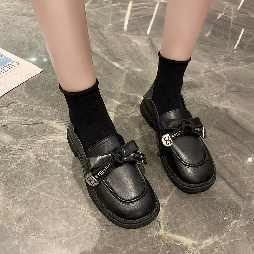 

Small leather shoes female spring 2021 new Korean fashion wild net red fairy style round head cover foot thick heel loafers