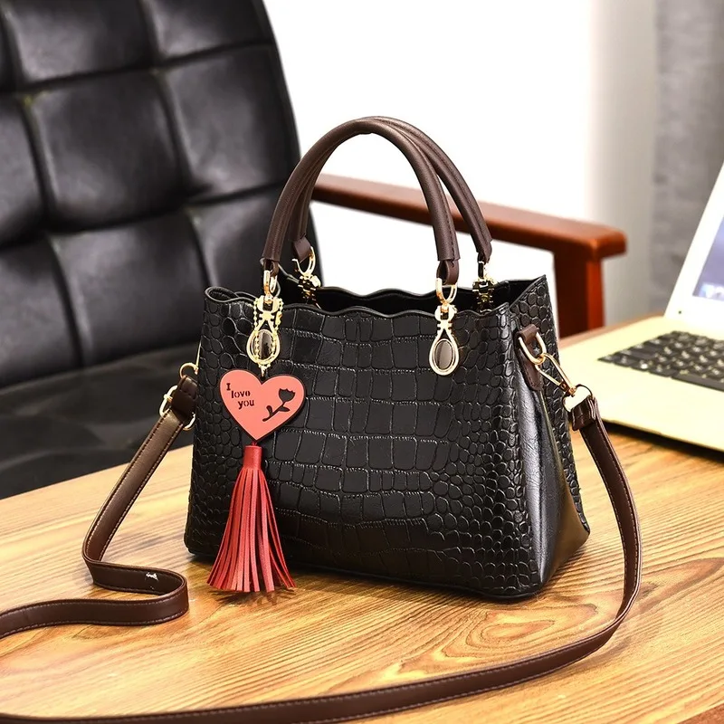 

2021 Season New Women's Bag Fashion Shoulder Bag PU Leather Bag Crocodile Pattern Shoulder Slant Zipper Buckle Small Square Bag