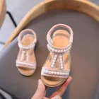 Сандалии для новорожденных девочек, летняя обувь с мягкой подошвой и жемчугом, сандалии принцессы, 2021