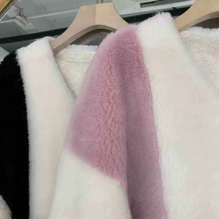 Winter New Designer Women's High Quality V-neck Plaid Wool Fur Leather Coat C128 enlarge