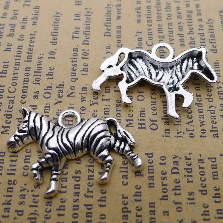 

10pcs/Lot 21x31mm Antique Silver Color Horse Zebra Charms Pendant For Jewelry Making DIY Jewelry Findings