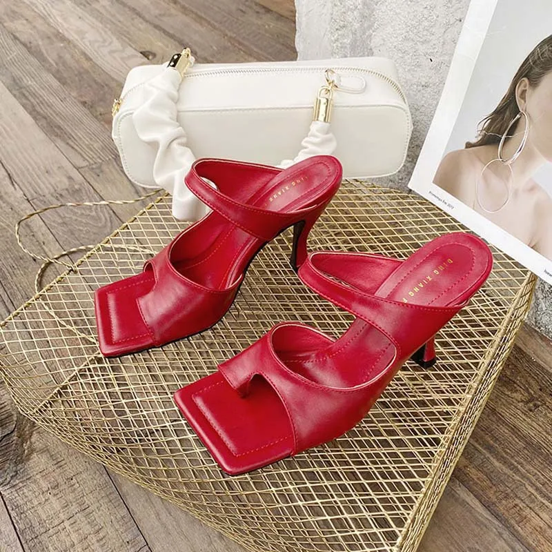 

New Summer Fashion Woman Pumps Shoes Ladies Slides Thin Heels Outdoor Beach Slippers Women Sexy Square Toe Sandals Shoes Hot