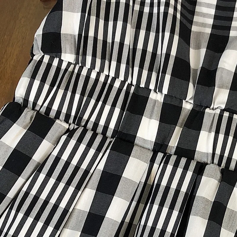 

Designer girls black and white plaid short-sleeved dress summer hot style