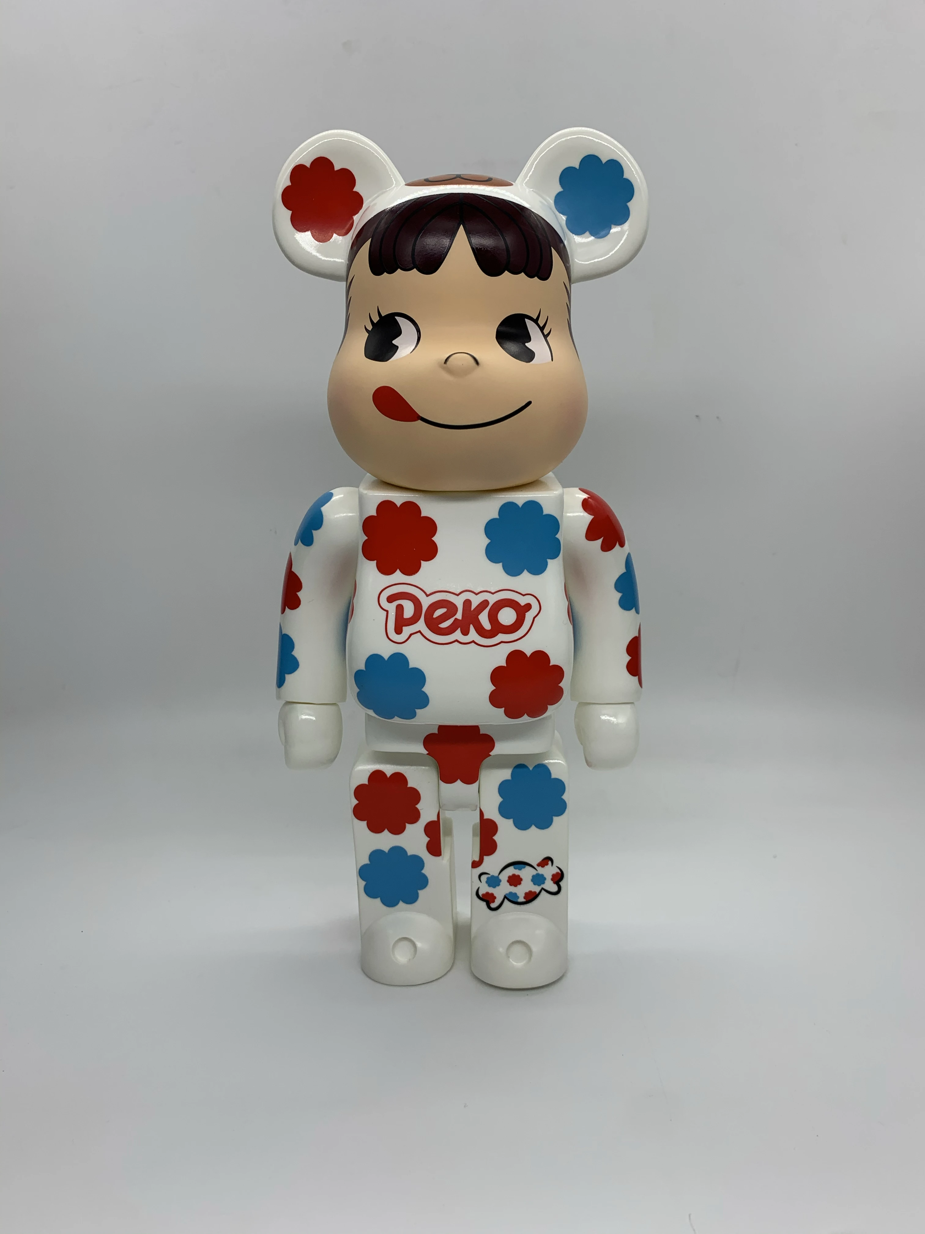 

High Quality Pekoo Cows Bearbrickly 400% With Box Action Figure Ornaments Gifts