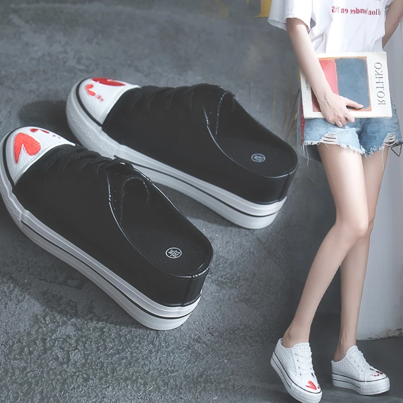 

Small white shoes female 2020 summer breathable wild thick bottom lazy canvas slippers
