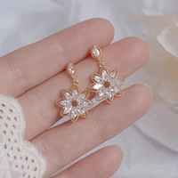 korean hot sale crystal hollow flower women earring aaa bling zircon rhinestone stud earrings wedding jewelry bijoux pendant