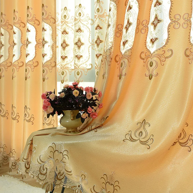 Двухцветные водорастворимые занавески с вышивкой могут быть настроены на