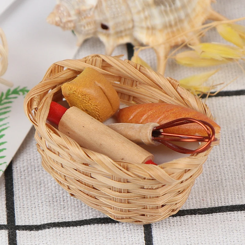 Dollhouse Miniature Food tool Bread Toast hot dog with Basket Dining Room Bakery Pastry Kitchen Decoration 1:12 Pretend Play Toy | Игрушки и