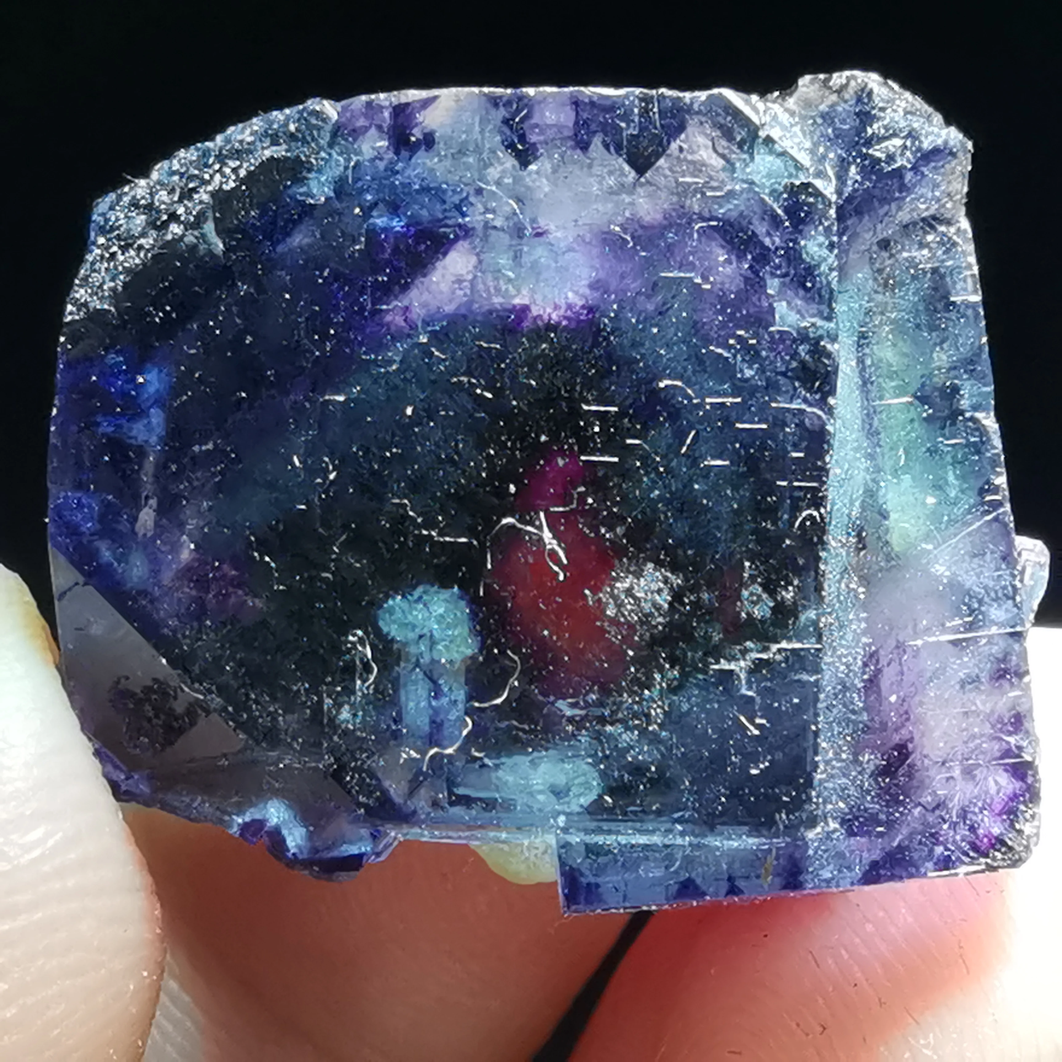 

8.0gNatural dark purple fluorite, crystal mineral specimen