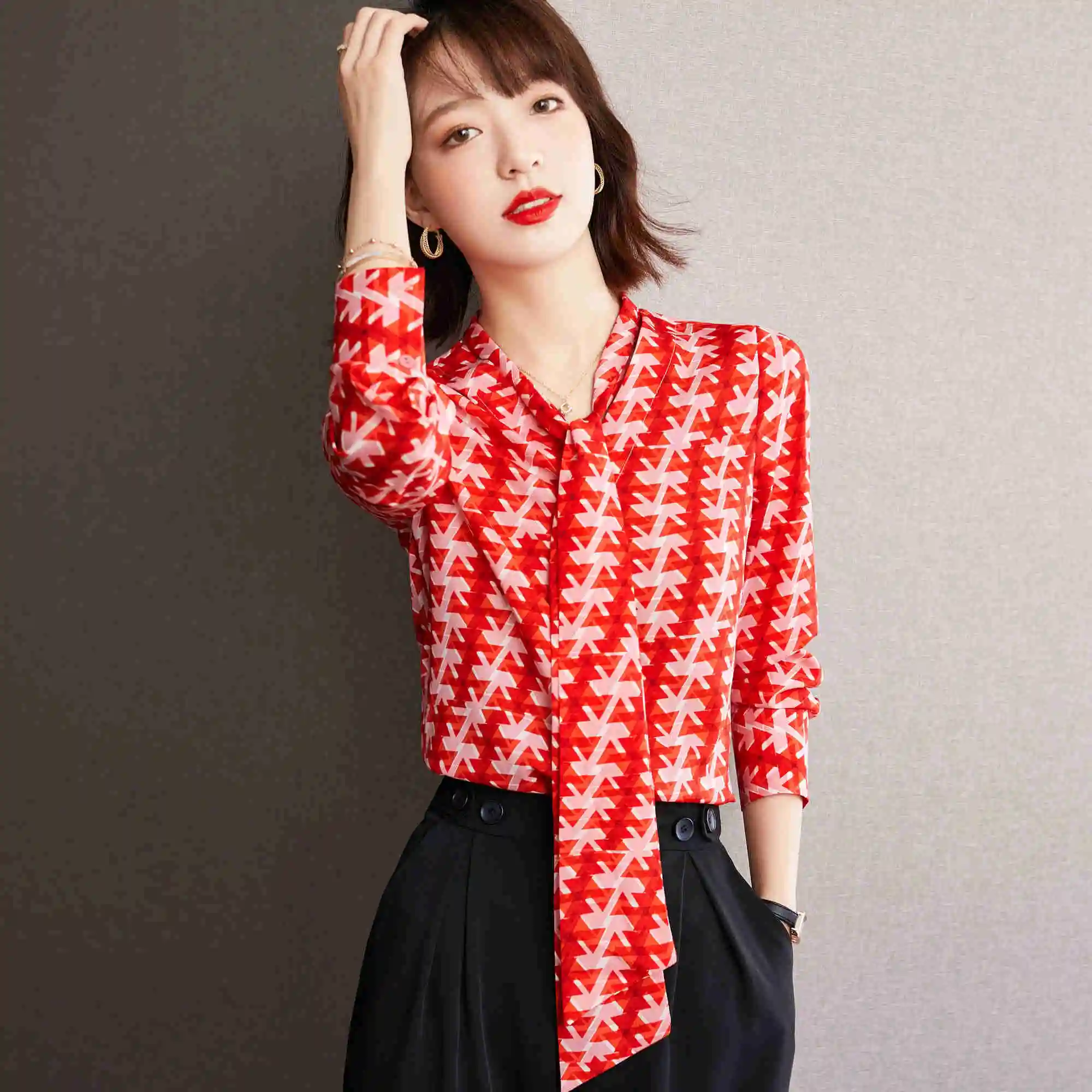 

In 2021 Autumn Red New Style Style Printed Chiffon Shirt Floral Top Shirt