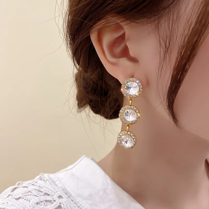 

Fashion Simple Rhinestone Drop Earrings Jewelry for Women Party Wedding New Elegant Long Earrings Bijoux