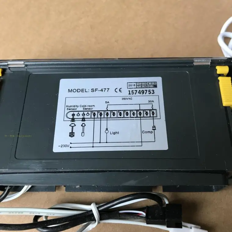 Yindu четыре двери морозильная камера Коммерческая Кухня шкаф для торта с