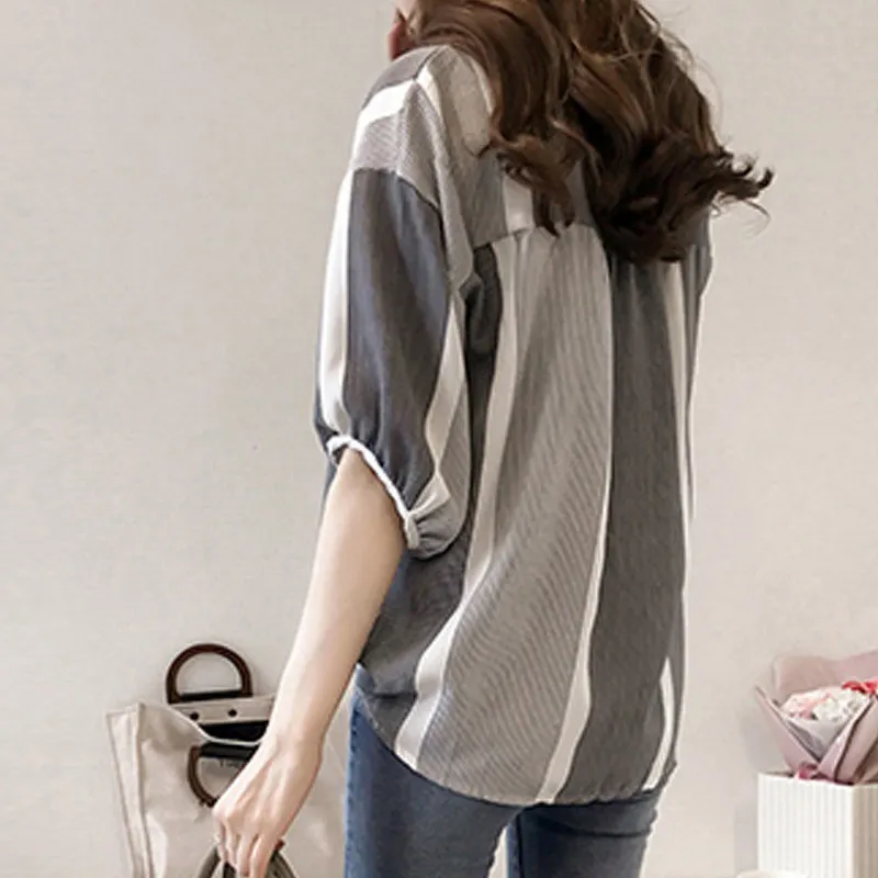 Полосатая модная блуза с v-образным вырезом рубашки коротким рукавом для женщин