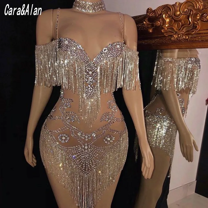 

Sexy Crystal Tassel Short Prom Dresses 2021 Beading Illusion Evening DressBackless Abendkleider robe de soirée de mariage