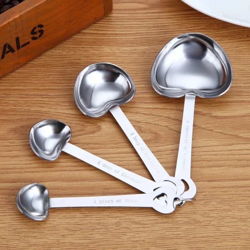 

4 Pcs Heart Shaped Baking Measuring Cups and Spoons Food Grade Material Kit Tools Kitchen Accessories Measuring scoops Scale