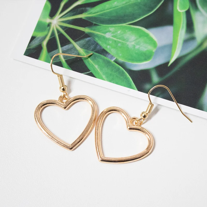 Серьги новые полые геометрические серьги в форме сердца милые золотые женские