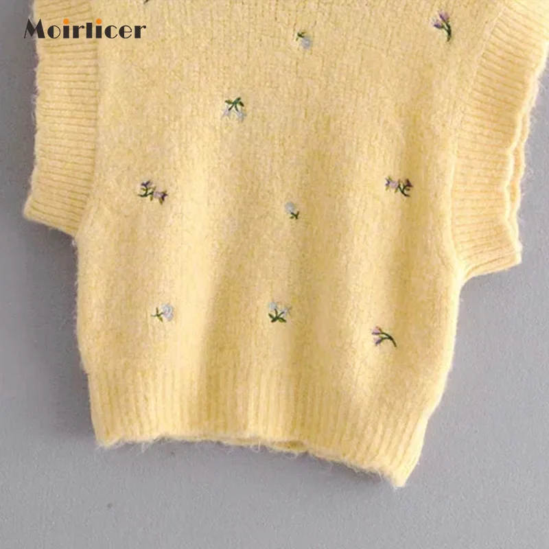 Женский трикотажный жилет с цветочной вышивкой Желтый эластичный без рукавов