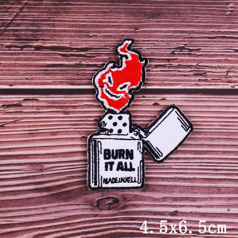 Нашивки Джокер в стиле панк на одежду нашивки с вышивкой черепа байкерском