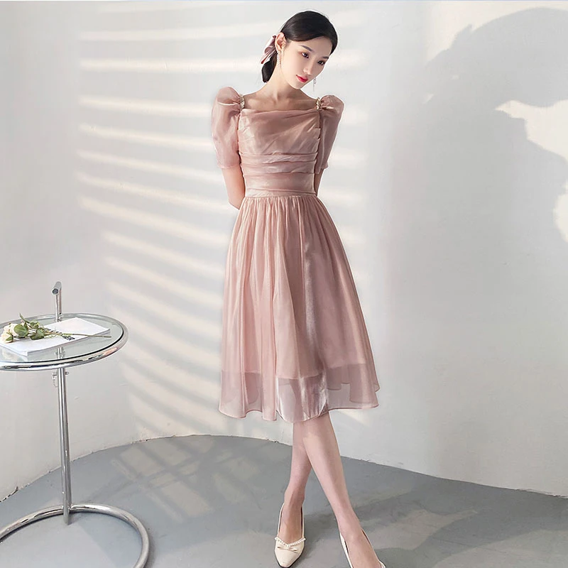 

Bridesmaids Dresses Vintage Short O-Neck Pearls Crystal Pleat Spaghetti Straps A-Line Luxury Pink Women Wedding Party Gown E656