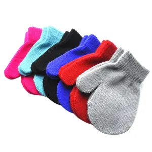 Imcute 2020 1 пара перчаток для маленьких варежки перчатки для мальчиков и девочек, однотонные утепленные детская зимняя Мягкие вязаные рукавицы теплые перчатки 4 цвета