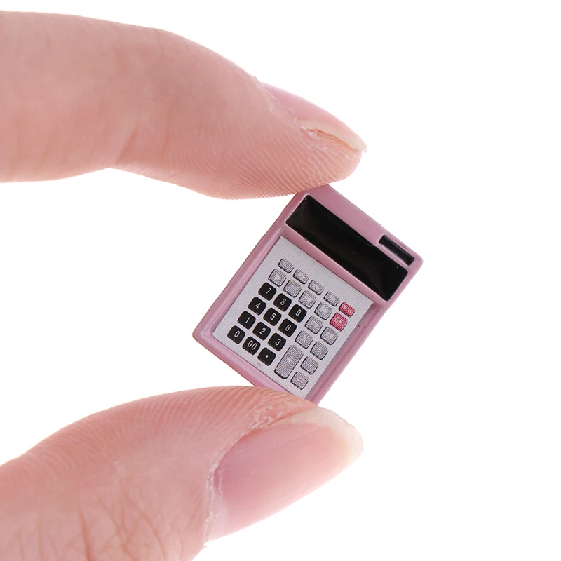 

New 2PCS 1:12 Dollhouse Miniature Mini Pink Calculator Model Doll Accessories Toy Pretend Play Toys Accessory
