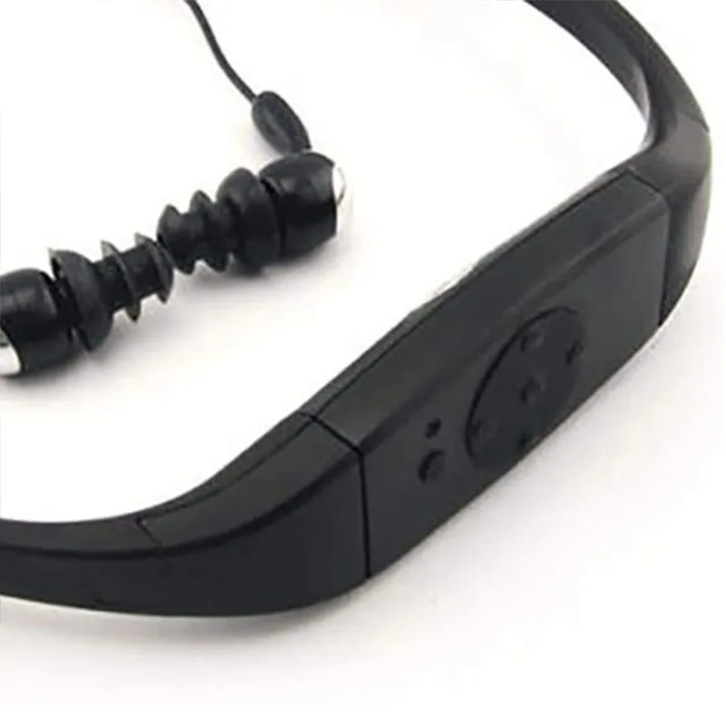 

MP3 Player Swimming Waterproof Radio FM Diving Swimming Surfing Underwater Sports Music Players Suitable 8G