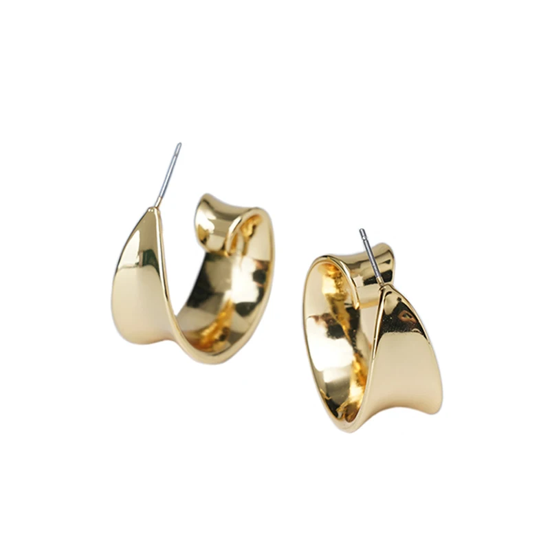 

Bohemia Faux Bamboo Hoop Huggie Earrings Chunky Women Girls C-Shaped Pendant Earrings Large Circle Earrings Pendiente