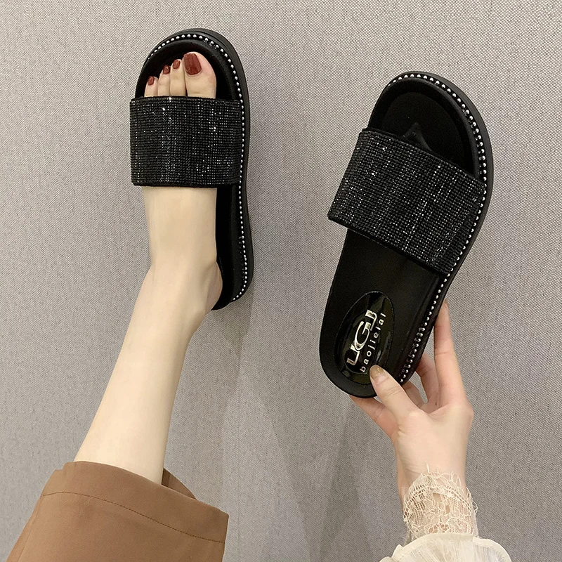 

Slippers Casual Glitter Slides Med Shoes Platform Slipers Women Luxury Jelly Flat 2021 Summer Soft Crystal Rubber Basic Fashion