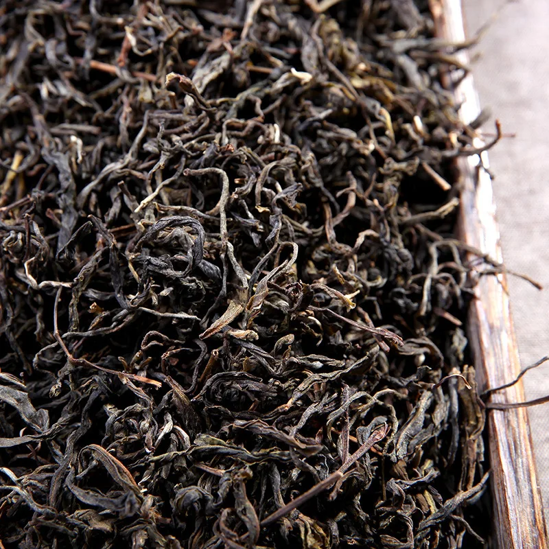 Китайский Юньнань чай Pu'er Sheng с большими листьями необработанный 250 г зеленый