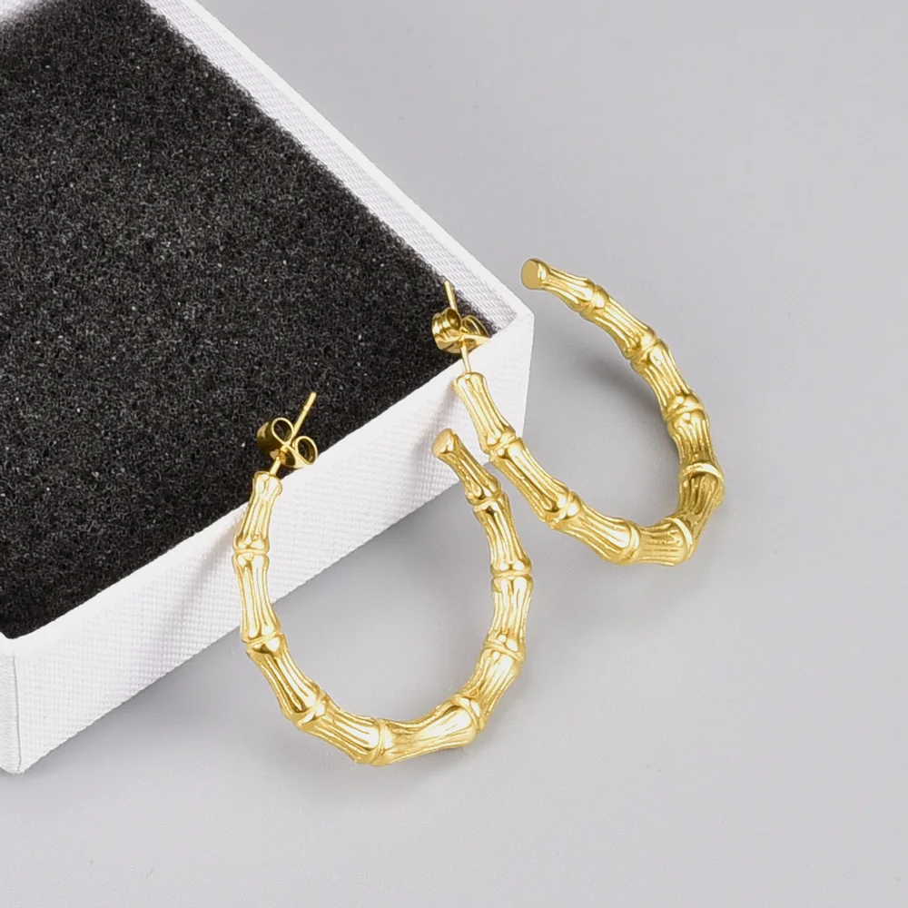 

2021 Fine 18K Gold Plated 316L Titanium Steel Women Circle Hoop Earring Elegant OL C Hoop Earrings