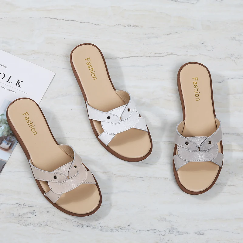 

2021 Fashion Women's Summer Slippers Woman Leather Slides Beach Sandals Ladies Slip-on Flat Shoes