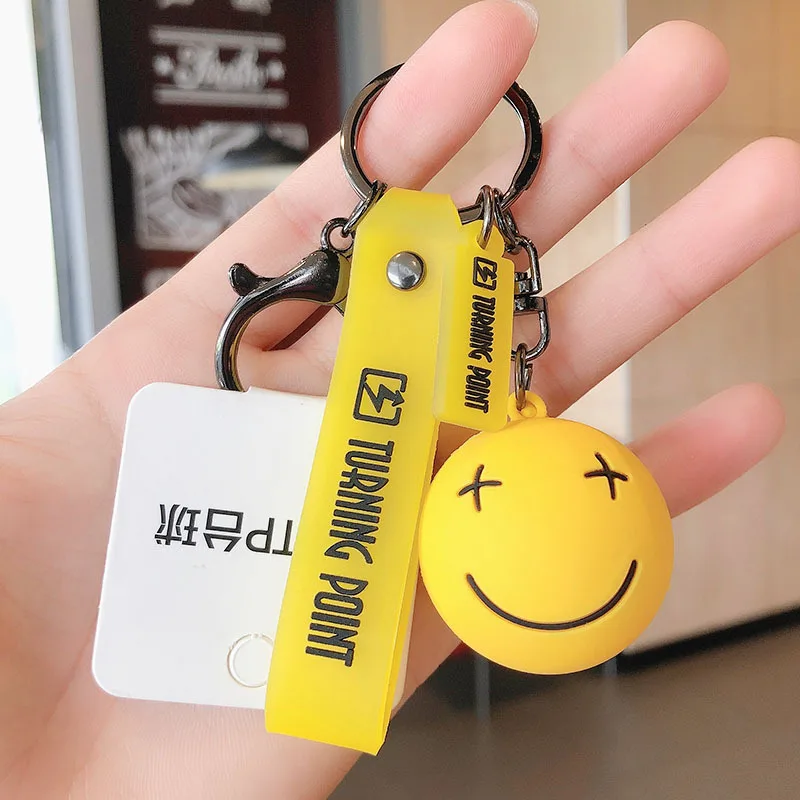 

Creative Mini Simulation Smiley Face Billiards Key Ring Men And Women Lovely Keychain Bag Car Small Gift Customization Keychains