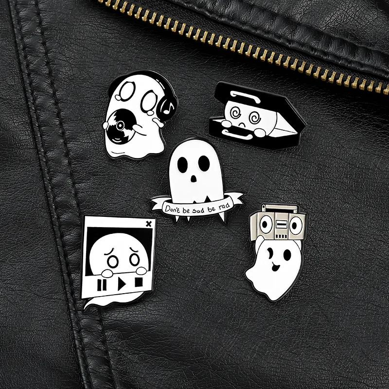 

Creative Cartoon Animals Enamel Pin Sets Punk Hip Hop Black Brooches Lapel Pin Backpack Badge Jewelry Gift for Friends Wholesale