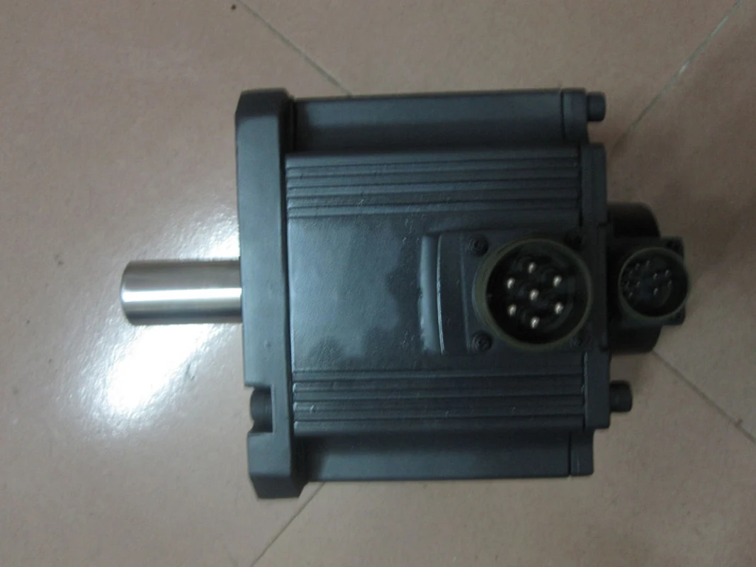 Mitsubishi HC-SF352BK AC Servo Motor Used In Good Condition | Инструменты