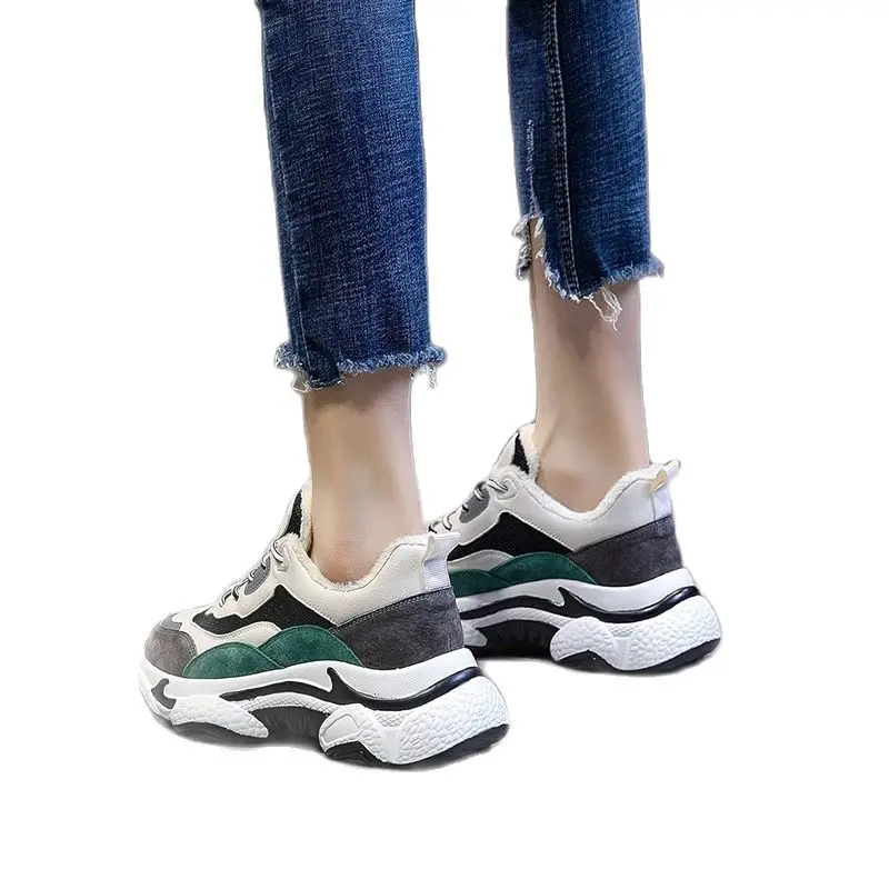 

2021 New Style Spring Genuine Leather White Shoes Women's Breathable Flat Top Shoes Casual Shoes Women's Summer Influx