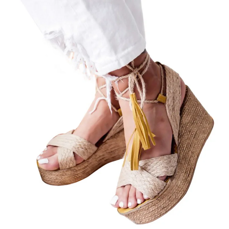 Летние Босоножки на каблуке и танкетке Новинка 2020 года босоножки с ремешком